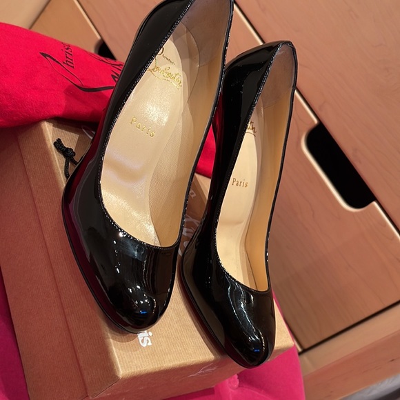 COPY - Christian Louboutin high heel - Picture 7 of 9